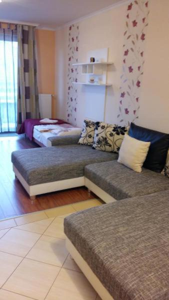Isabell Apartments 杰尔 外观 照片